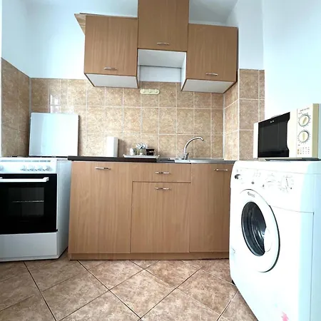 Garsoniera Moderna Pentru Sejururi Scurte Ramnicu Sarat -dristor *